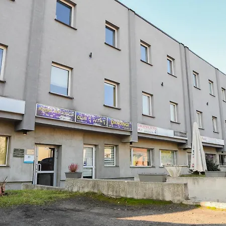 Goscinne Twist Hindenburg